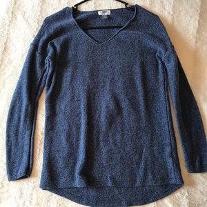 Old navy sweater